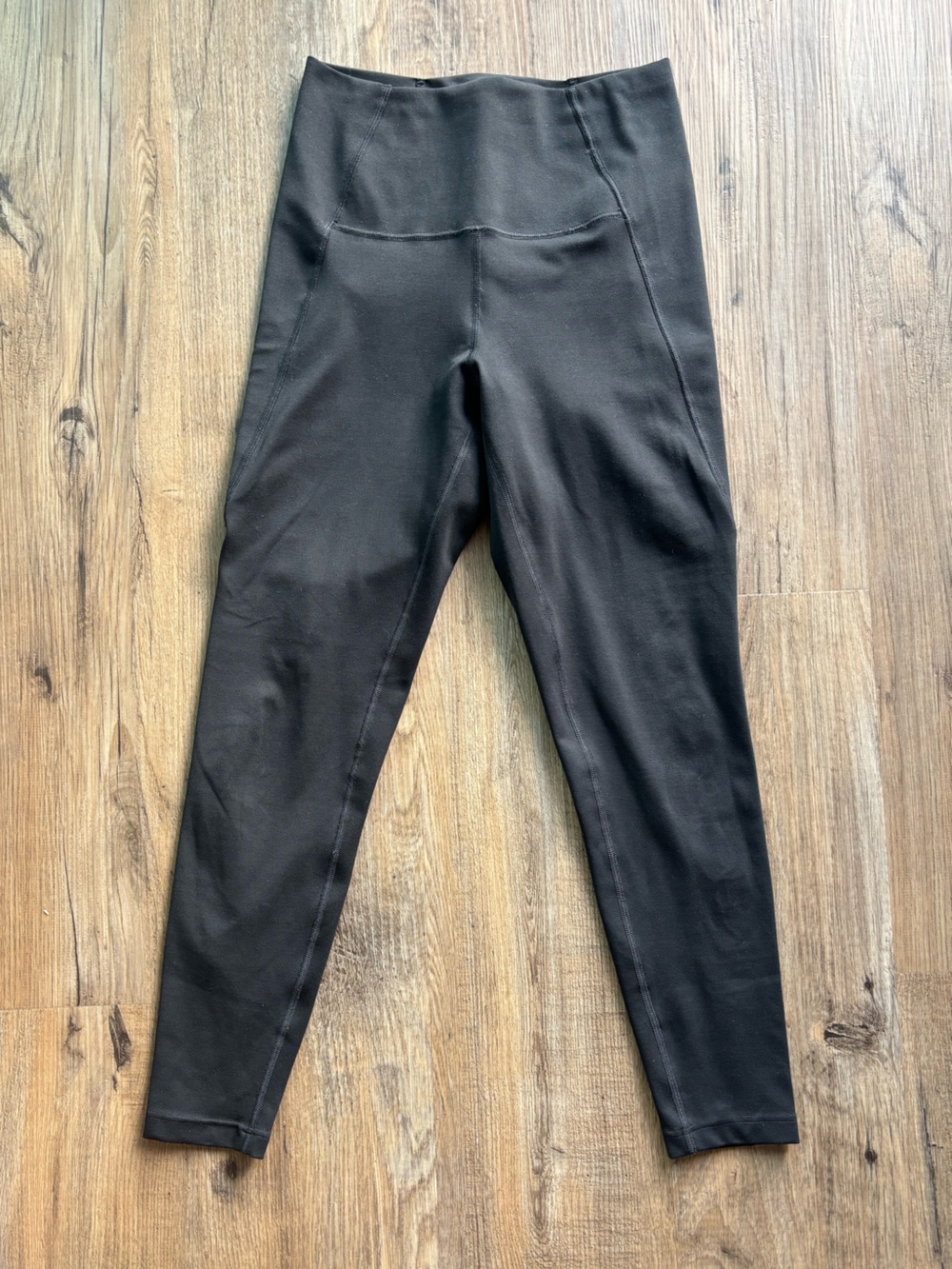 LNDR “The Obsession” 7/8 Leggings (size small)
